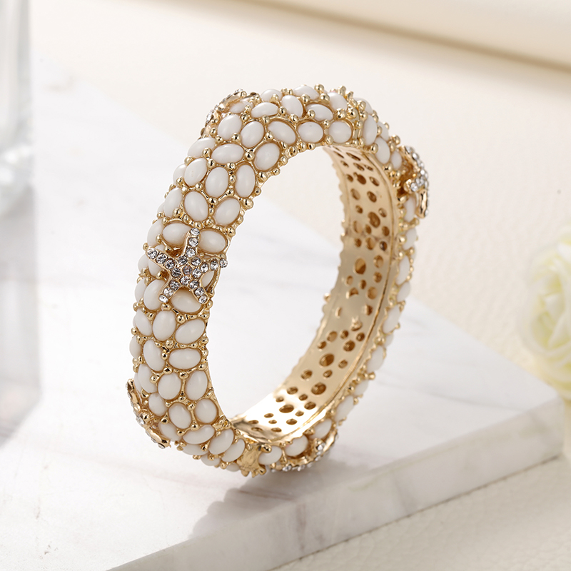 Sally's Paradise Christmas gif - Paradise Jewelry & Watches Llc Miami Reviews recension och pris