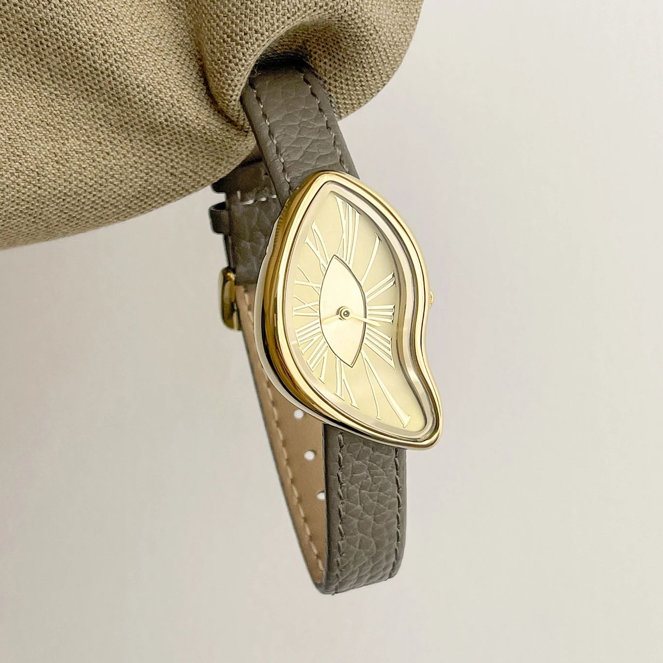 High end Retro Creative Watch  - High Jewelry Watches recension och pris